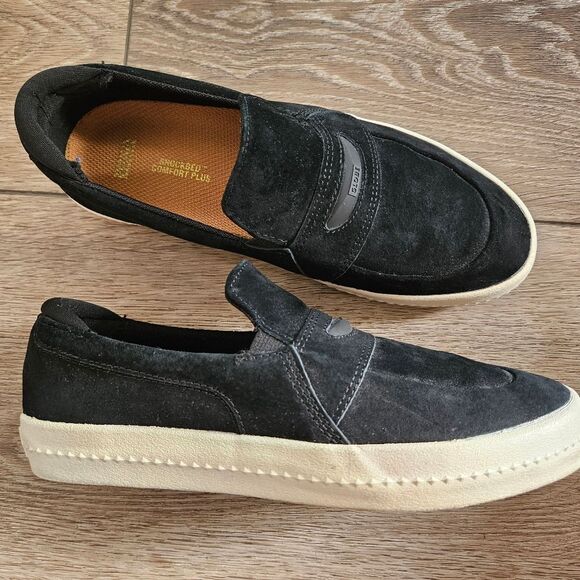 Globe Slip-On Men Loafers main image 10